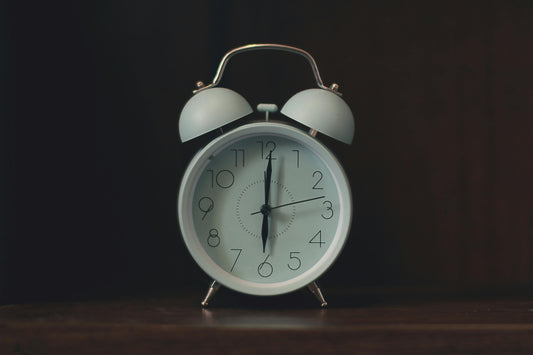 My 6AM Morning Routine (That Actually Works Before the School Run)